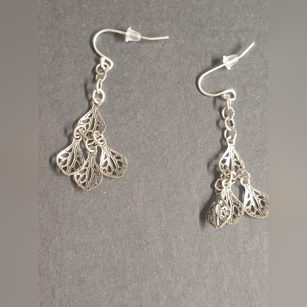 Elegant Silver Filigree Earrings